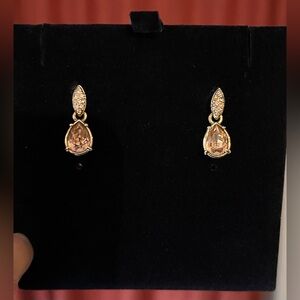 Vintage Retired Swarovski Elegant vintage rose and clear crystal Earrings.